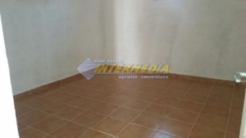 casa-de-vanzare-in-zona-cetate-piata-8